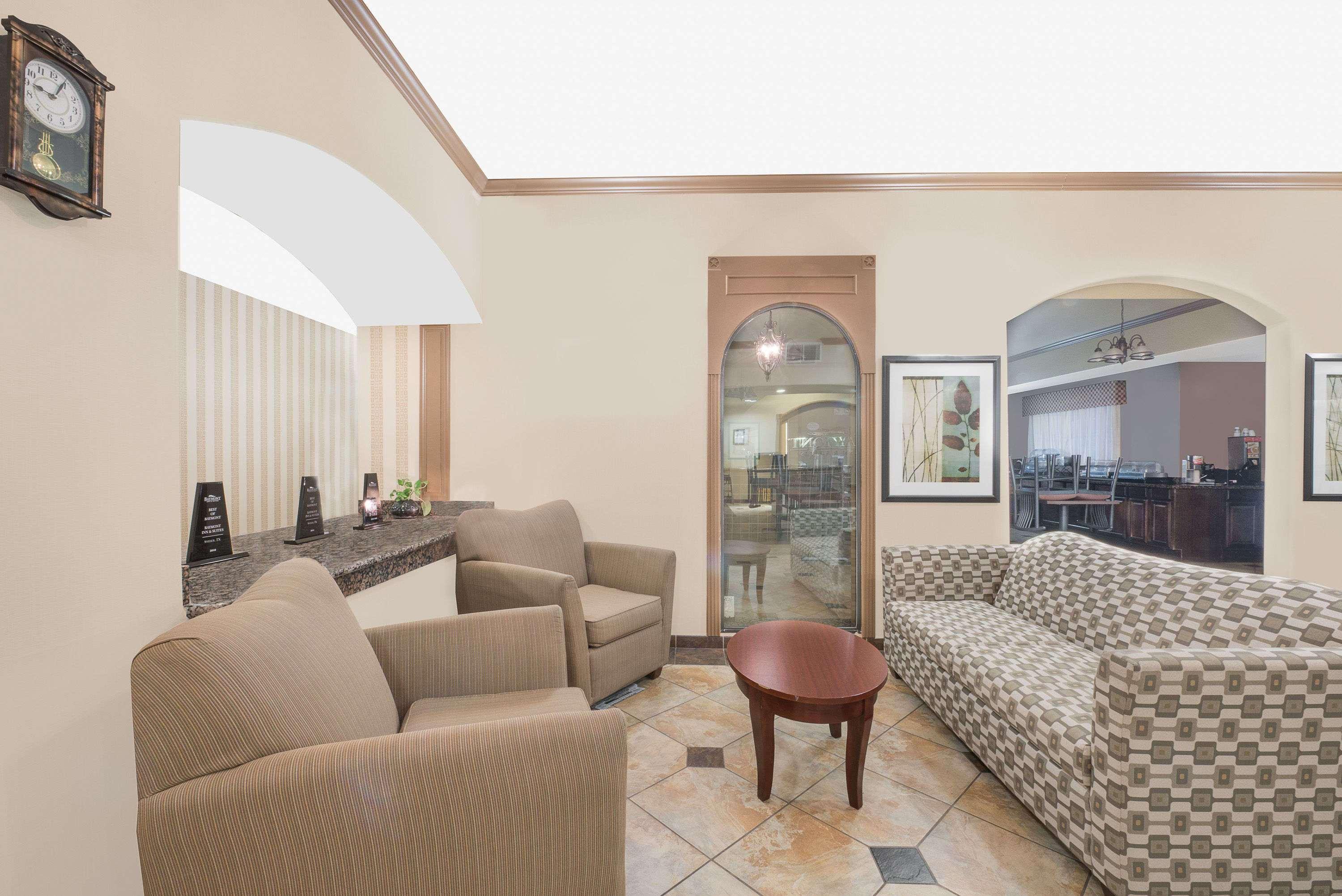 Hotel Baymont By Wyndham Snyder